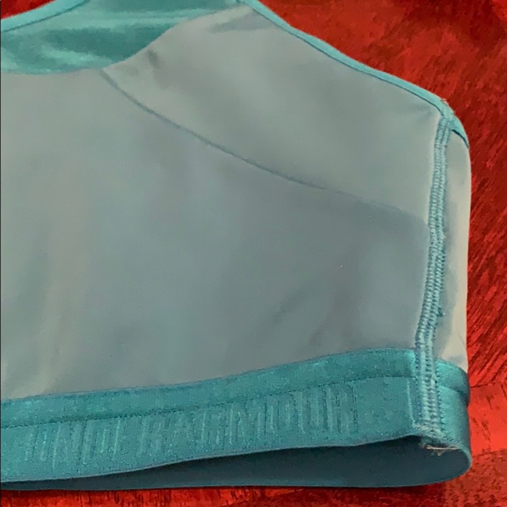 Under Armour Sports Bra - Picture 5 of 8